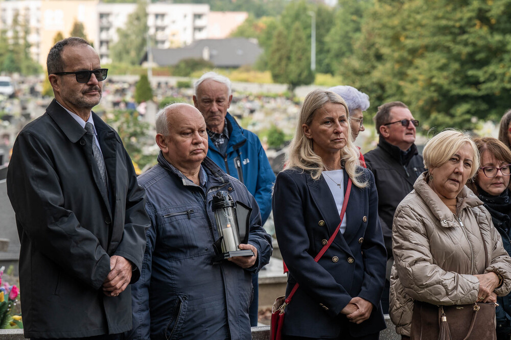 Uroczystość oznaczenia grobu powstańca śląskiego śp. Augustyna Feliksa znakiem pamięci „Tobie Polsko”. Fot.: IPN Krzysztof Łojko