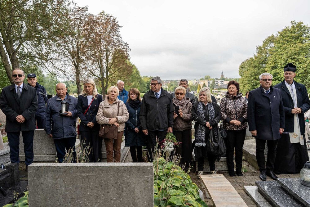 Uroczystość oznaczenia grobu powstańca śląskiego śp. Augustyna Feliksa znakiem pamięci „Tobie Polsko”. Fot.: IPN Krzysztof Łojko