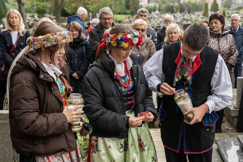 Uroczystość oznaczenia grobu powstańca śląskiego śp. Augustyna Feliksa znakiem pamięci „Tobie Polsko”. Fot.: IPN Krzysztof Łojko