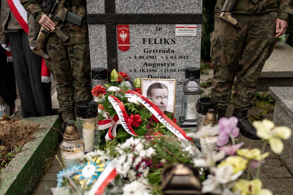 Uroczystość oznaczenia grobu powstańca śląskiego śp. Augustyna Feliksa znakiem pamięci „Tobie Polsko”. Fot.: IPN Krzysztof Łojko