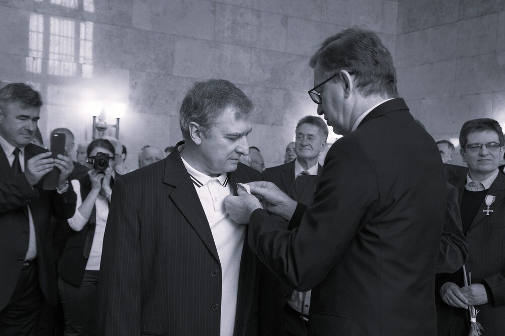 Jacek Zommer został odznaczony Krzyżem Wolności i Solidarności 24 maja 2019 r. W imieniu Prezydenta Rzeczypospolitej Polskiej Andrzeja Dudy odznaczenie wręczył Prezes Instytutu Pamięci Narodowej dr Jarosław Szarek.