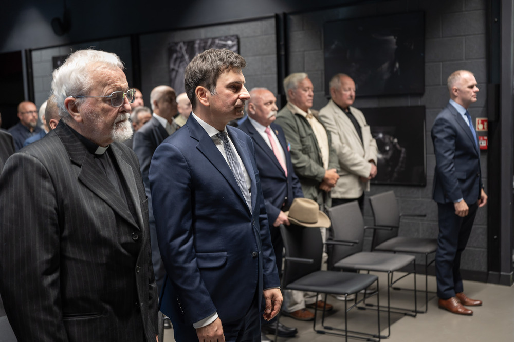 Wręczenie medali z okazji 45. rocznicy wprowadzenia stanu wojennego – Katowice. Fot.: IPN Krzysztof Łojko