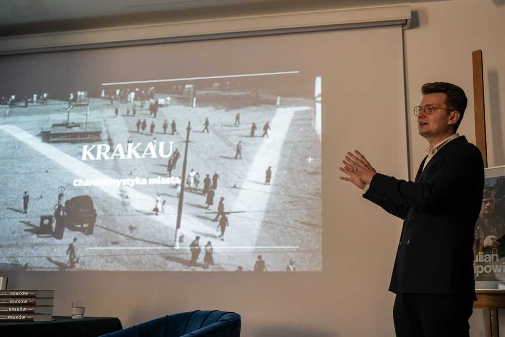 „Okupowany Kraków”. Spotkanie autorskie z Janem Jakubem Grabowskim. Fot.: IPN Krzysztof Łojko