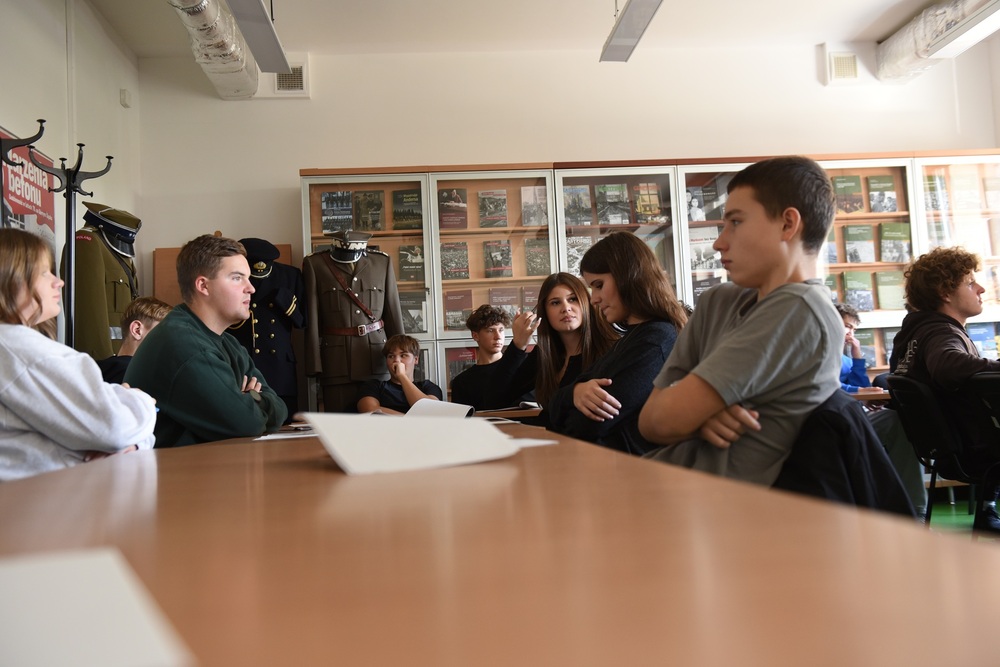 Zajęcia edukacyjne „Co kryją archiwa IPN?”. Fot. Filip Sajdak