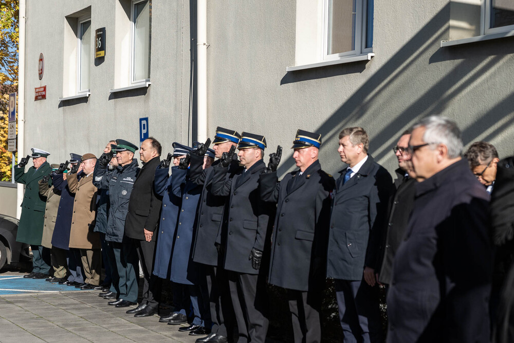 Pamiętamy o zmarłych. Fot.: IPN Krzysztof Łojko