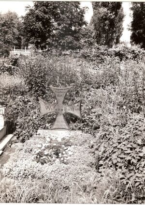 Najwcześniejsze zachowane zdjęcie grobu Emila Walesy.