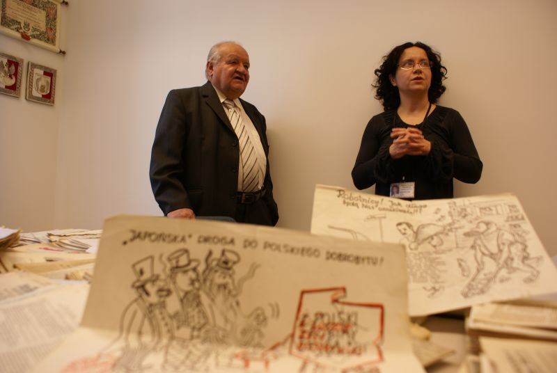 Pisma, ulotki, a także fałszywki SB przekazane do katowickiego IPN przez dr. Stanisława Lizera