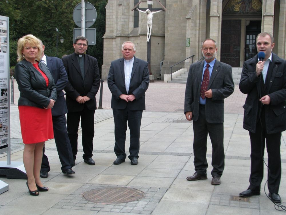 Otwarcie wystawy: Robert Ciupa, dyrektor Śląskiego Centrum Wolności i Solidarności