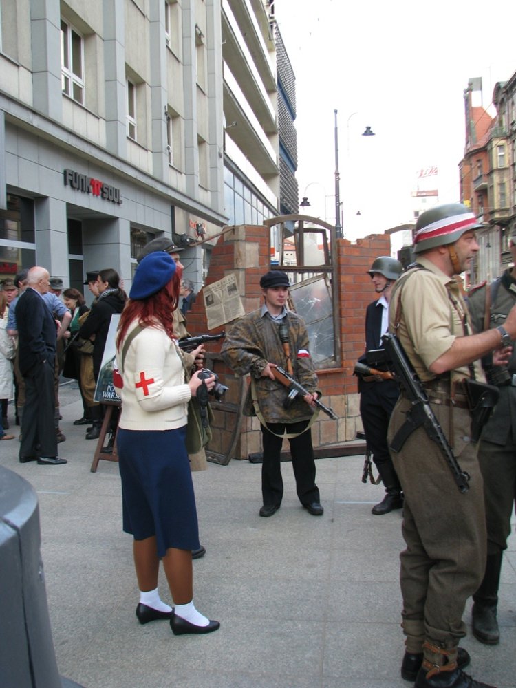 Przed premierą filmu „Powstanie warszawskie
