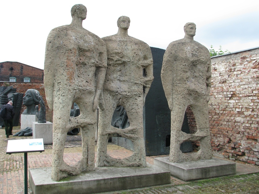 Uczniowie szkół województwa śląskiego zwiedzają ekspozycję stałą Muzeum PRL