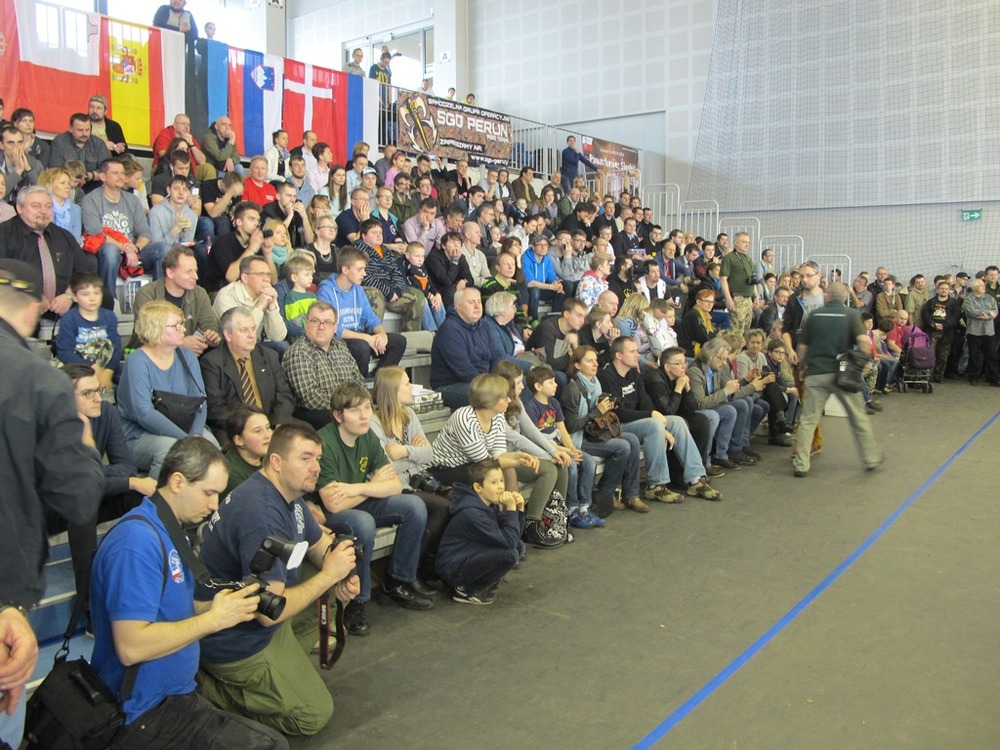 Uczestnicy Festiwalu Plastikowych Modeli Redukcyjnych