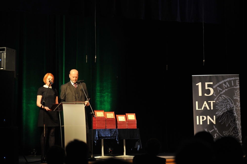 Powitanie  – Anna Skiendziel i Zbigniew Gołasz 