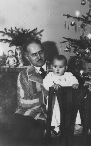 Eugeniusz Raabe z córką Danutą, koniec lat 30-tych XX w.