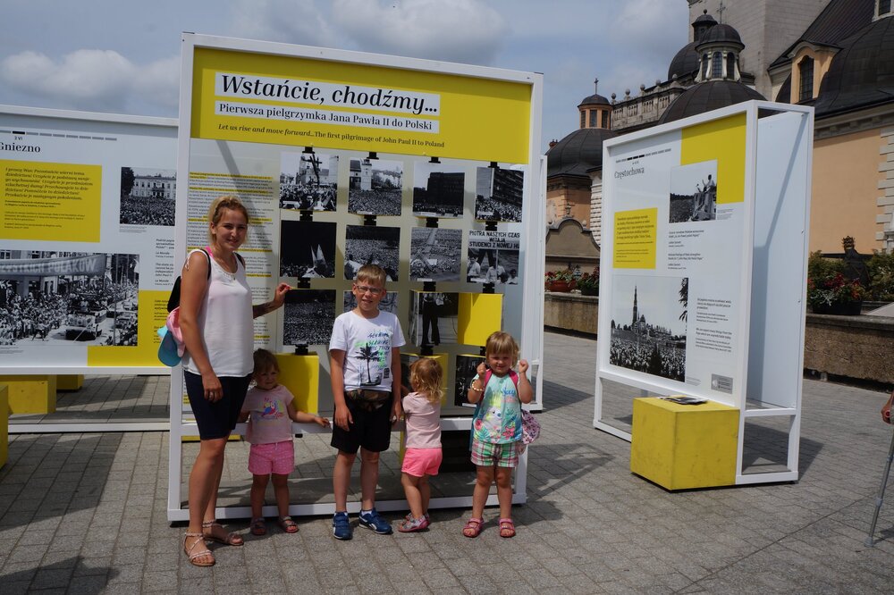 Prezentacja wystawy w Częstochowie.