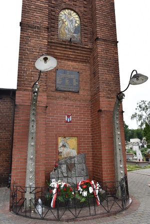 80. rocznica pierwszego transportu więźniów do niemieckiego obozu koncentracyjnego KL Auschwitz  w Katowicach.