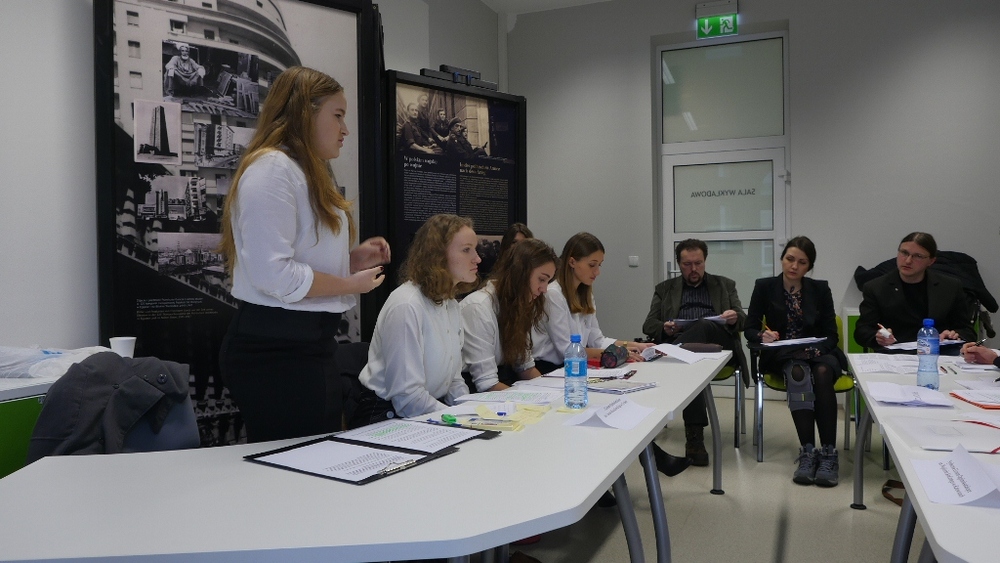 I LO im. L. Kruczkowskiego w Tychach – finalistki 