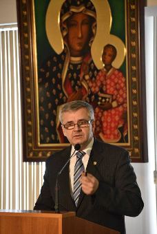 Wykład dr. Andrzeja Sznajdera „Kobiety w konspiracji” . 