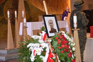 Uroczystość pogrzebowa żołnierzy Franciszka Skrobola oraz Józefa Wawrzyńczyka.