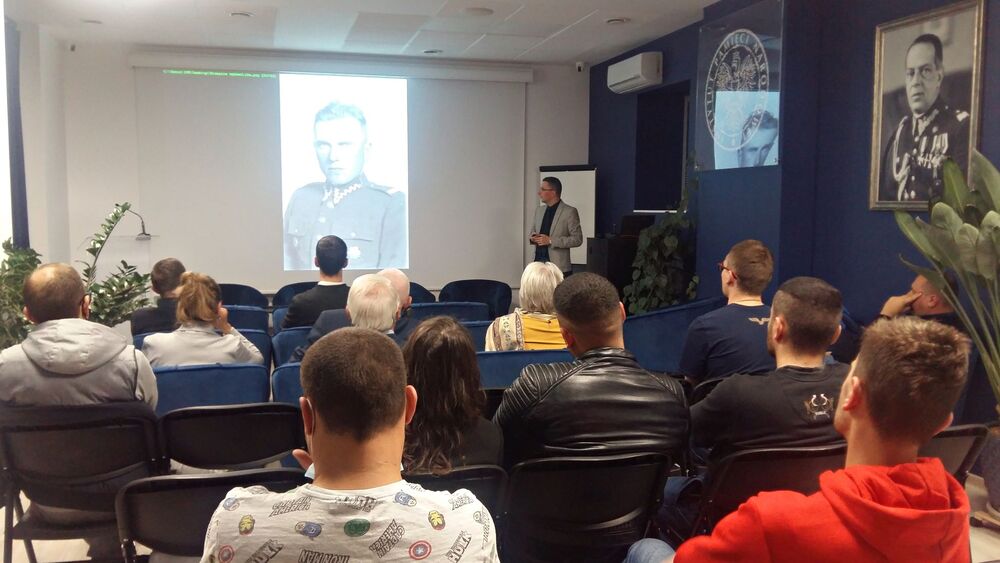 Wykład o pierwszych minutach II wojny światowej pod Krzepicami - Częstochowa, 14 października 2021