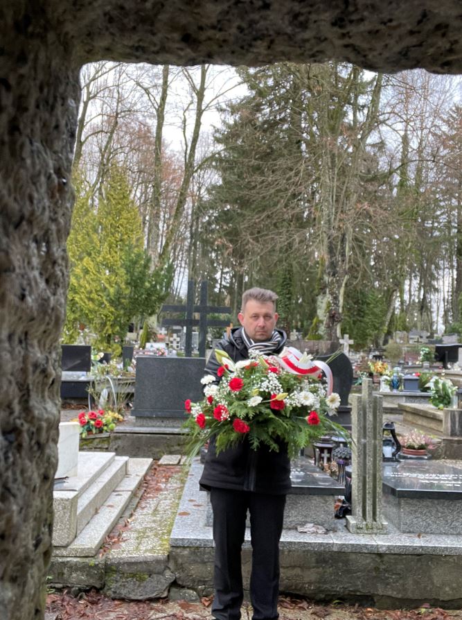 Grób Jana Stawisińskiego (cmentarz komunalny w Koszalinie, woj. zachodniopomorskie). Zdjęcia: Sebastian Kaniewski naczelnik OBEN IPN Szczecin