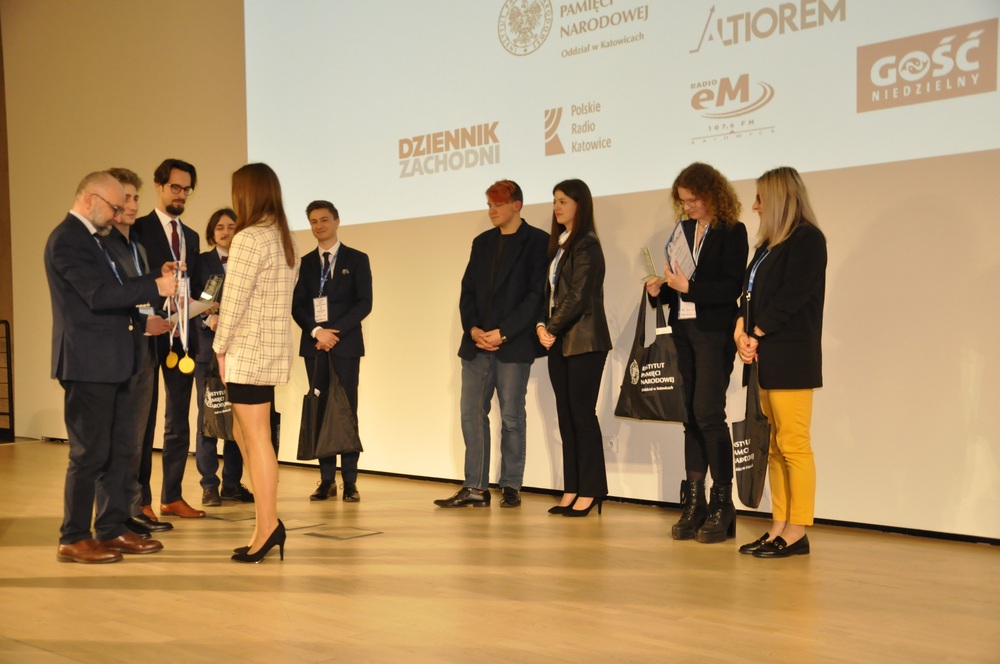 Finał regionalny VII Turnieju Debat Historycznych w Katowicach.