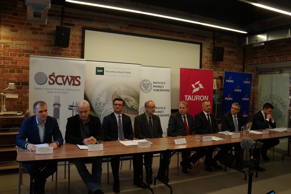 Konferencja prasowa dotycząca upamiętnienia 35. rocznicy pacyfikacji kopalni „Wujek”