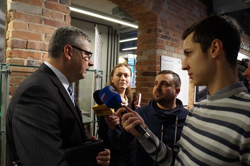 Konferencja prasowa dotycząca upamiętnienia 35. rocznicy pacyfikacji kopalni „Wujek”.