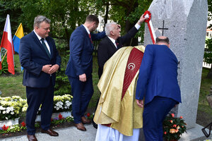 Uroczystość odsłonięcia Pomnika Orląt i Kadetów Lwowskich w Katowicach. Fot Krzysztof Łojko/IPN