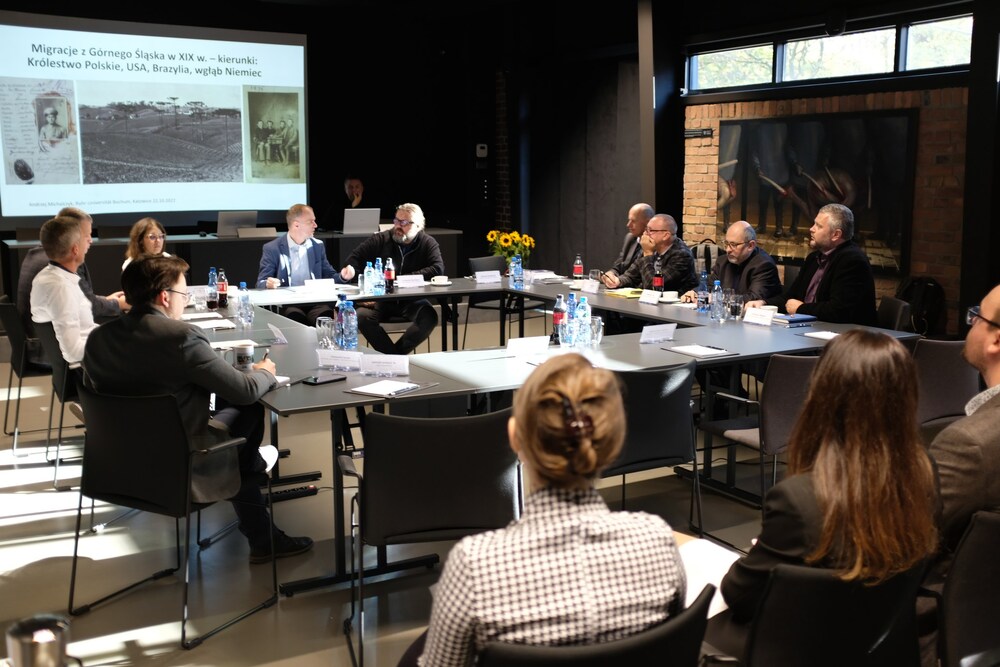 Międzynarodowa konferencja naukowa „Tam i (niekiedy) z powrotem. Migracje a tożsamość na Górnym Śląsku”. Fot. ŚCWiS