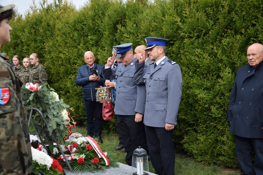 Uroczystość oznaczenia grobu powstańca śląskiego śp. Bolesław Wieczorka znakiem pamięci „Tobie Polsko”. Fot. Danuta Mikoda/IPN