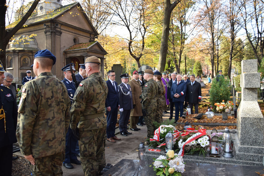 Uroczyste oznaczenie i poświęcenie grobu weterana walk o wolność i niepodległość Polski śp. Romana Jana Koźlika – Katowice, 27 października 2022
