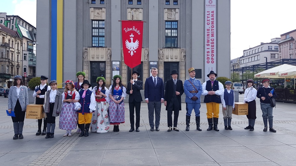 101. rocznica plebiscytu na Górnym Śląsku - Do Polski czy do Niemiec? Akcja edukacyjna w Katowicach  2022 r. Urodziny Wojciecha Korfantego. Fot. Joanna Kamińska