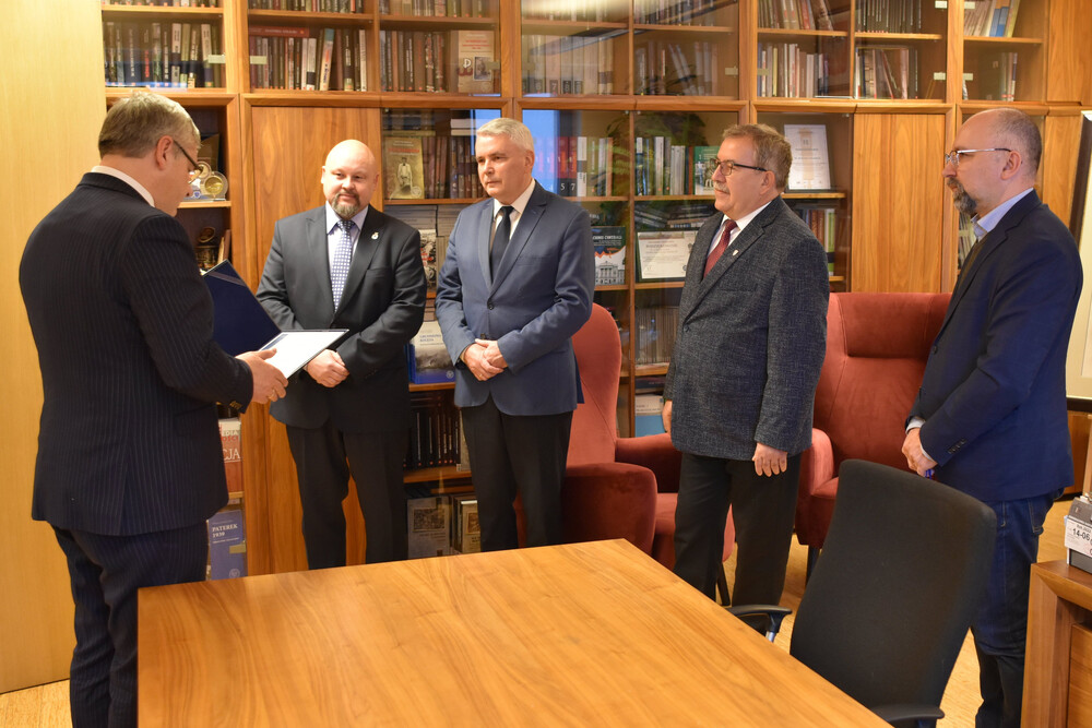 Grzegorz Kamiński uhonorowany nagrodą im. Grażyny Langowskiej przez Oddział IPN w Katowicach. Fot. Krzysztof Łojko/IPN