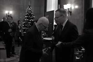 16 grudnia 2015 r. w Katowicach został odznaczony Krzyżem Wolności i Solidarności przez prezesa IPN dr. Łukasza Kamińskiego.