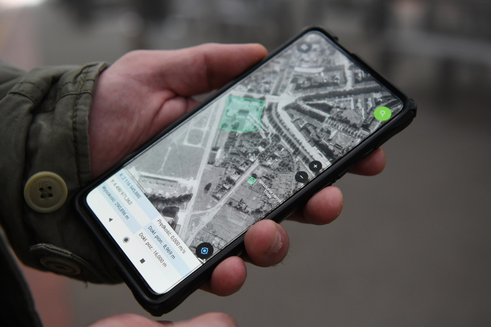 Ostatnie spotkanie w ramach projektu edukacyjnego "Łączka i inne miejsca poszukiwań" - zajęciach edukacyjnych w terenie. 21 marca 2023 r. - Gliwice. Fot.: IPN / Krzysztof Łojko