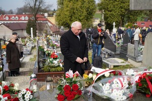 Uroczystość z okazji 55. rocznicy śmierci Zofii Kossak-Szatkowskiej. 5 kwietnia 2023 r. Górki Wielkie. Fot.: Łukasz Muschiol/OPKiS w Brennej