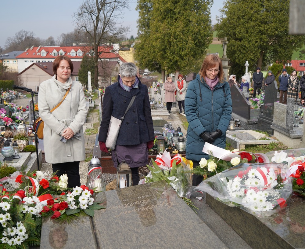 Uroczystość z okazji 55. rocznicy śmierci Zofii Kossak-Szatkowskiej. 5 kwietnia 2023 r. Górki Wielkie. Fot.: Łukasz Muschiol/OPKiS w Brennej