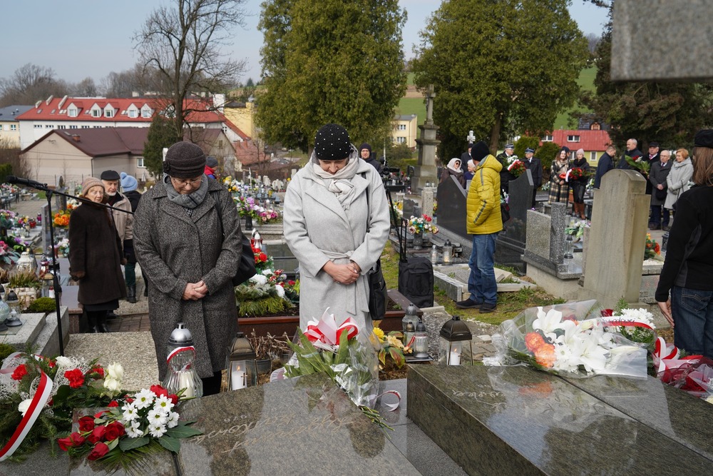 Uroczystość z okazji 55. rocznicy śmierci Zofii Kossak-Szatkowskiej. 5 kwietnia 2023 r. Górki Wielkie. Fot.: Łukasz Muschiol/OPKiS w Brennej