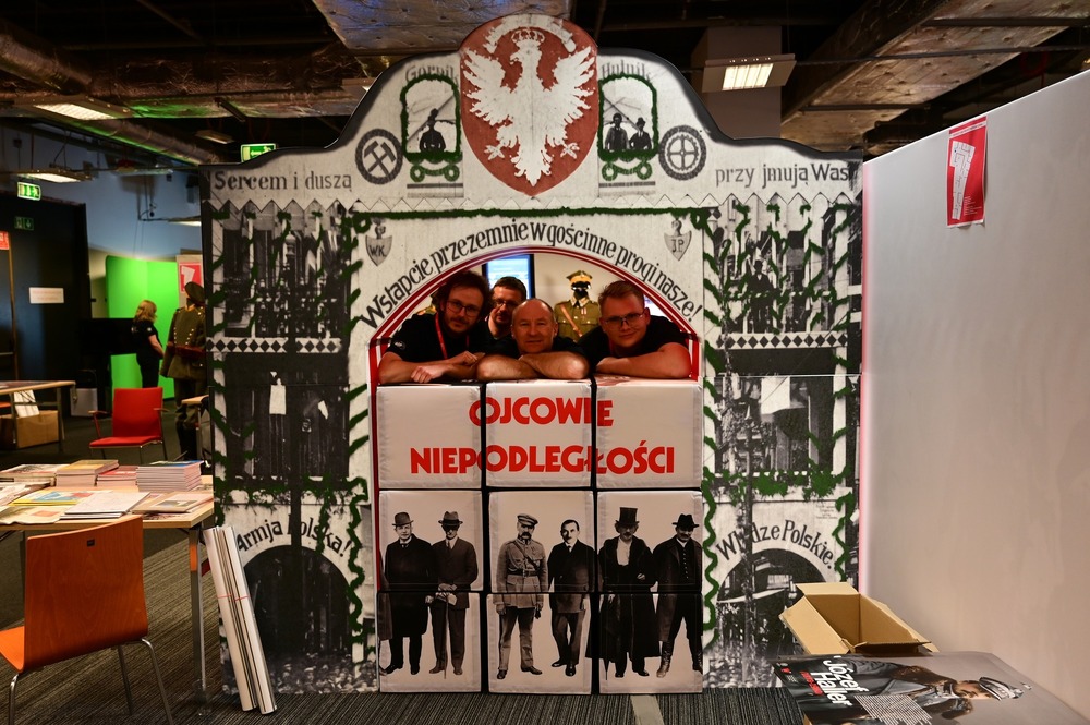 Oddział IPN w Katowicach podczas drugiego dnia Kongresu Pamięci Narodowej. Fot.: IPN K. Łojko