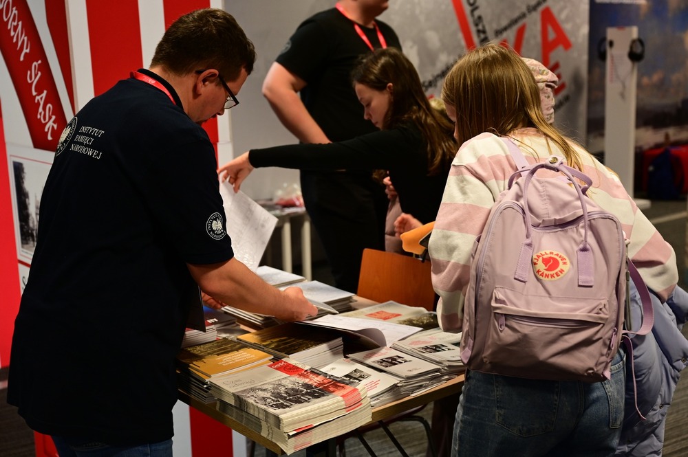 Oddział IPN w Katowicach podczas drugiego dnia Kongresu Pamięci Narodowej. Fot.: IPN K. Łojko