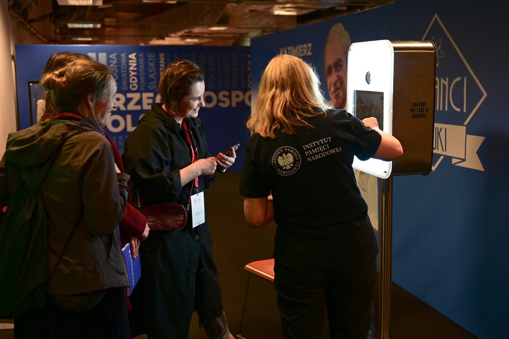 Oddział IPN w Katowicach podczas drugiego dnia Kongresu Pamięci Narodowej. Fot.: IPN K. Łojko