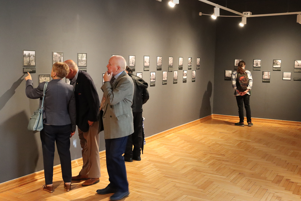 Otwarcie wystawy „Sosnowieccy Żydzi - historia przerwana. W 80. rocznicę likwidacji sosnowieckiego getta“. fot. Kajetan Kantorysiński/ Pałac Schoena Muzeum w Sosnowcu
