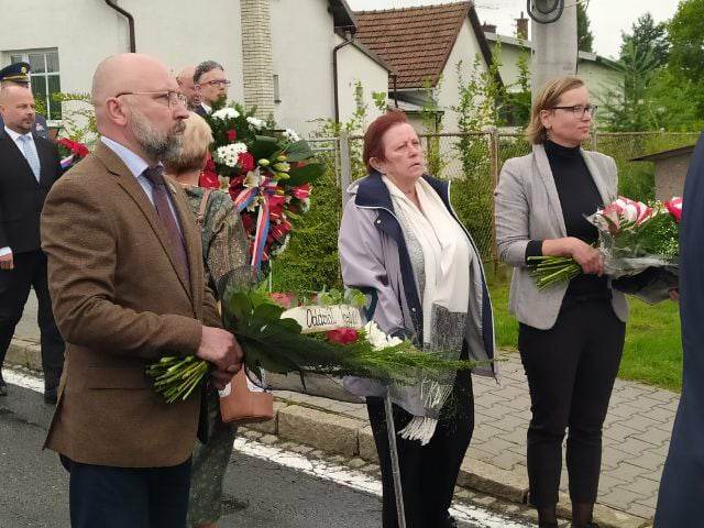 79. rocznica egzekucji 36 mieszkańców Żywocic i sąsiednich wiosek przez niemieckich okupantów w Żywocicach (Czechy).