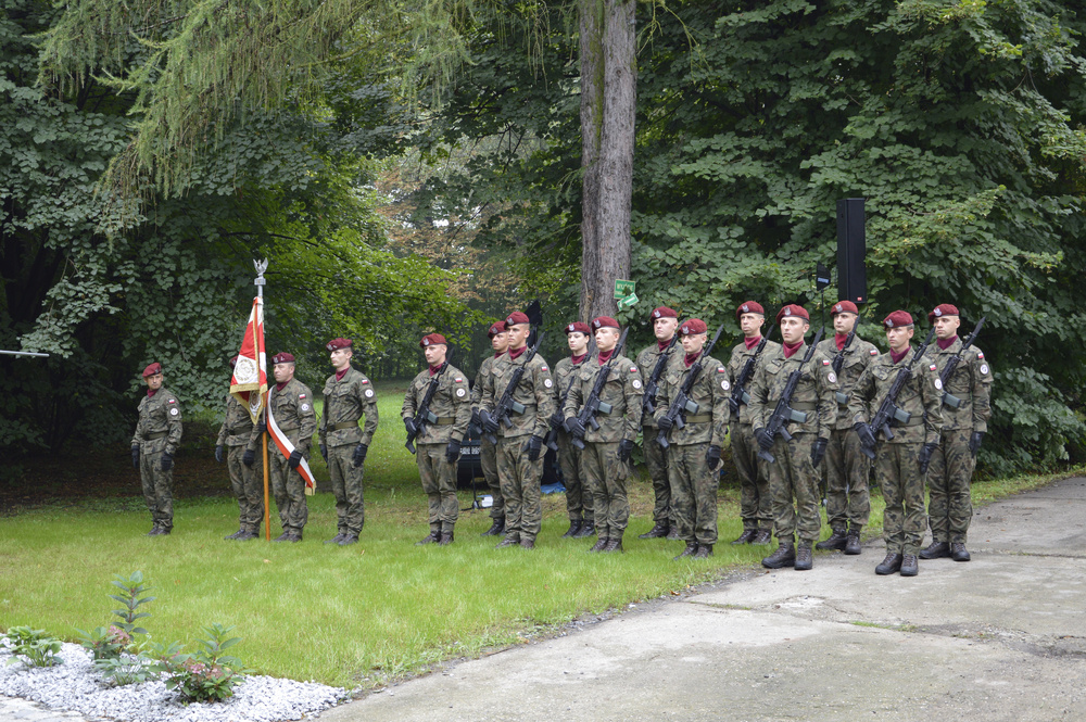 Upamiętnienie 10 bezimiennych Polaków rozstrzelanych przez Niemców w czerwcu 1942 r. w Międzyrzeczu Górnym, 23 sierpnia 2023. Fot.: UG Jasienica