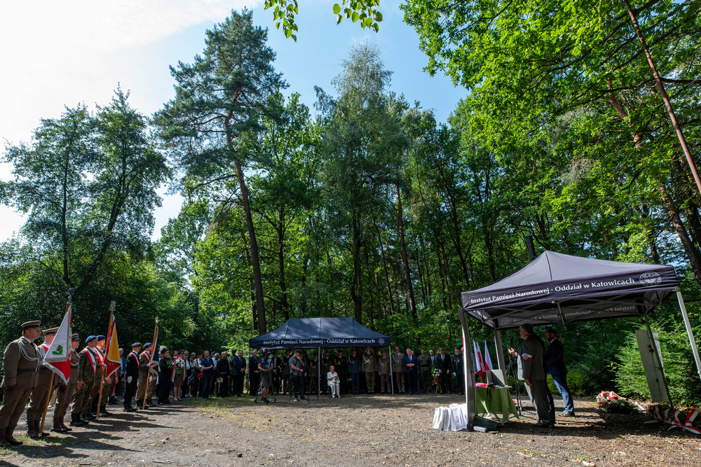 Odsłonięcie obelisku upamiętniającego oddział żołnierzy AK ppor. Wacława Andryszaka ps. Wiesio – Katowice, 25 sierpnia 2023, Fot.: IPN