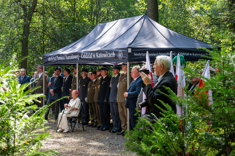 Odsłonięcie obelisku upamiętniającego oddział żołnierzy AK ppor. Wacława Andryszaka ps. Wiesio – Katowice, 25 sierpnia 2023, Fot.: IPN