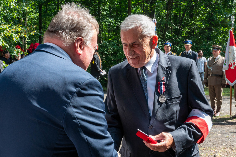 Odsłonięcie obelisku upamiętniającego oddział żołnierzy AK ppor. Wacława Andryszaka ps. Wiesio – Katowice, 25 sierpnia 2023, Fot.: IPN