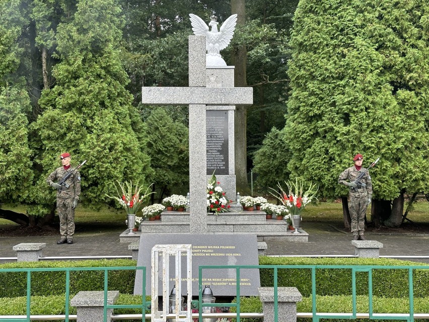 Odsłonięcie tablicy upamiętniającej ppłk. Władysława Kiełbasę . Fot. Szymon Kwiatkowski/ Dziennik Zachodni