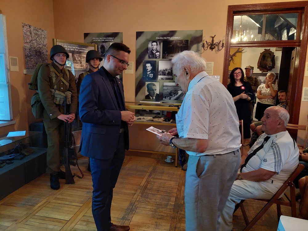 Obchody III Święta Pułkowego 7 Pułku Artylerii Lekkiej w Złotym Potoku. fot. Michał Figzał