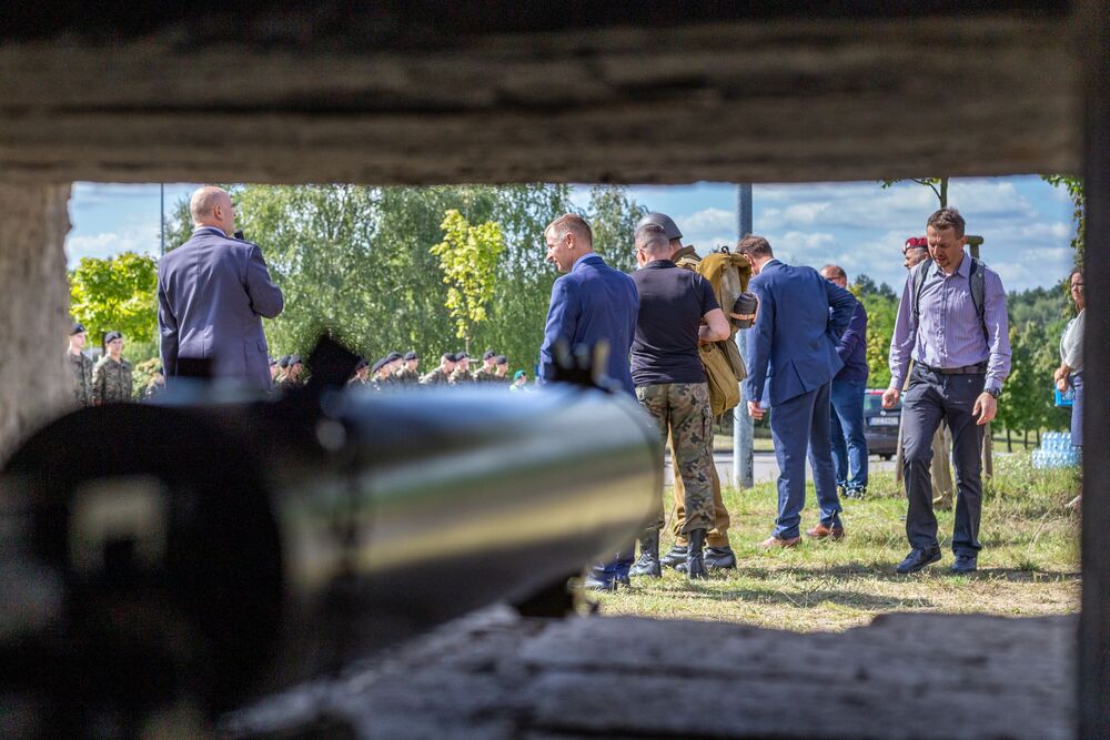 Młodzież częstochowskich klas mundurowych podążyła szlakiem 7 Dywizji Piechoty. Fot. Michał Figzał (Stowarzyszenie Historyczne Reduta Częstochowa)
